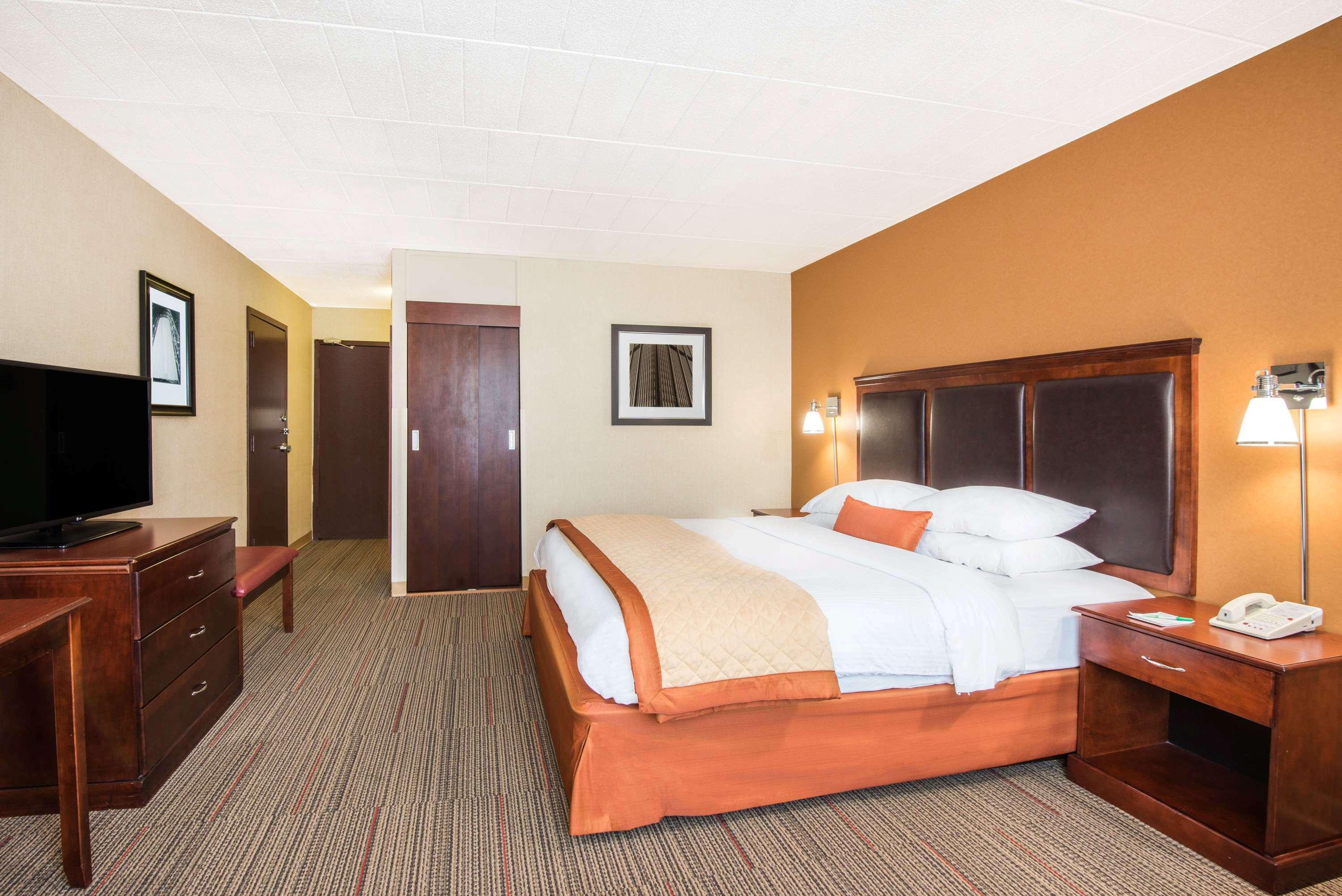 Wyndham Garden Inn Pittsburgh Airport Robinson Township Exterior foto